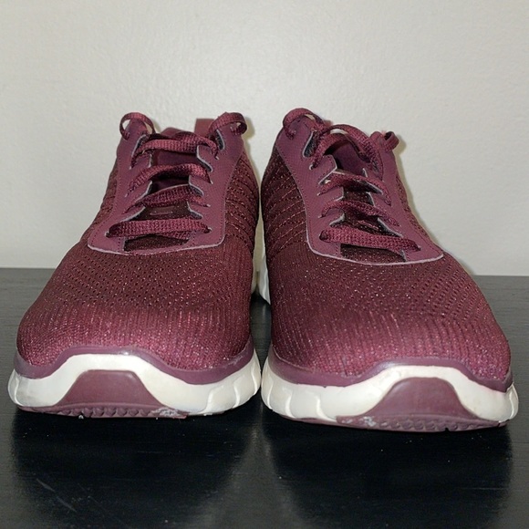 Skechers Dual-Lite Lite-Weight Memory Foam Maroon/Wine Slip On Sneakers. 10 - Picture 4 of 12